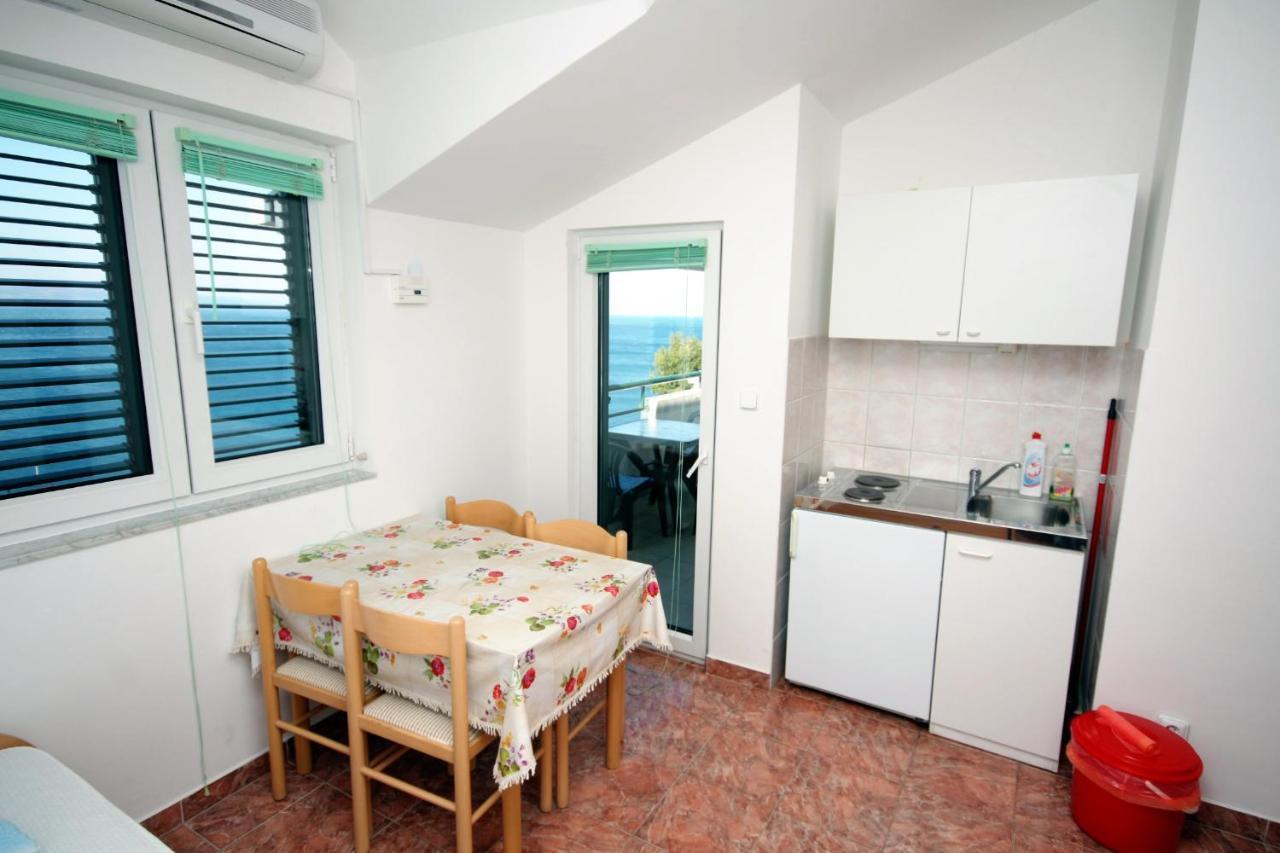 By The Sea Balica Rat, Omis - 4868 Celina