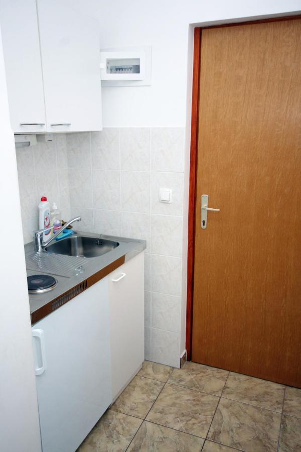 Apartment By The Sea Balica Rat, Omis - 4868