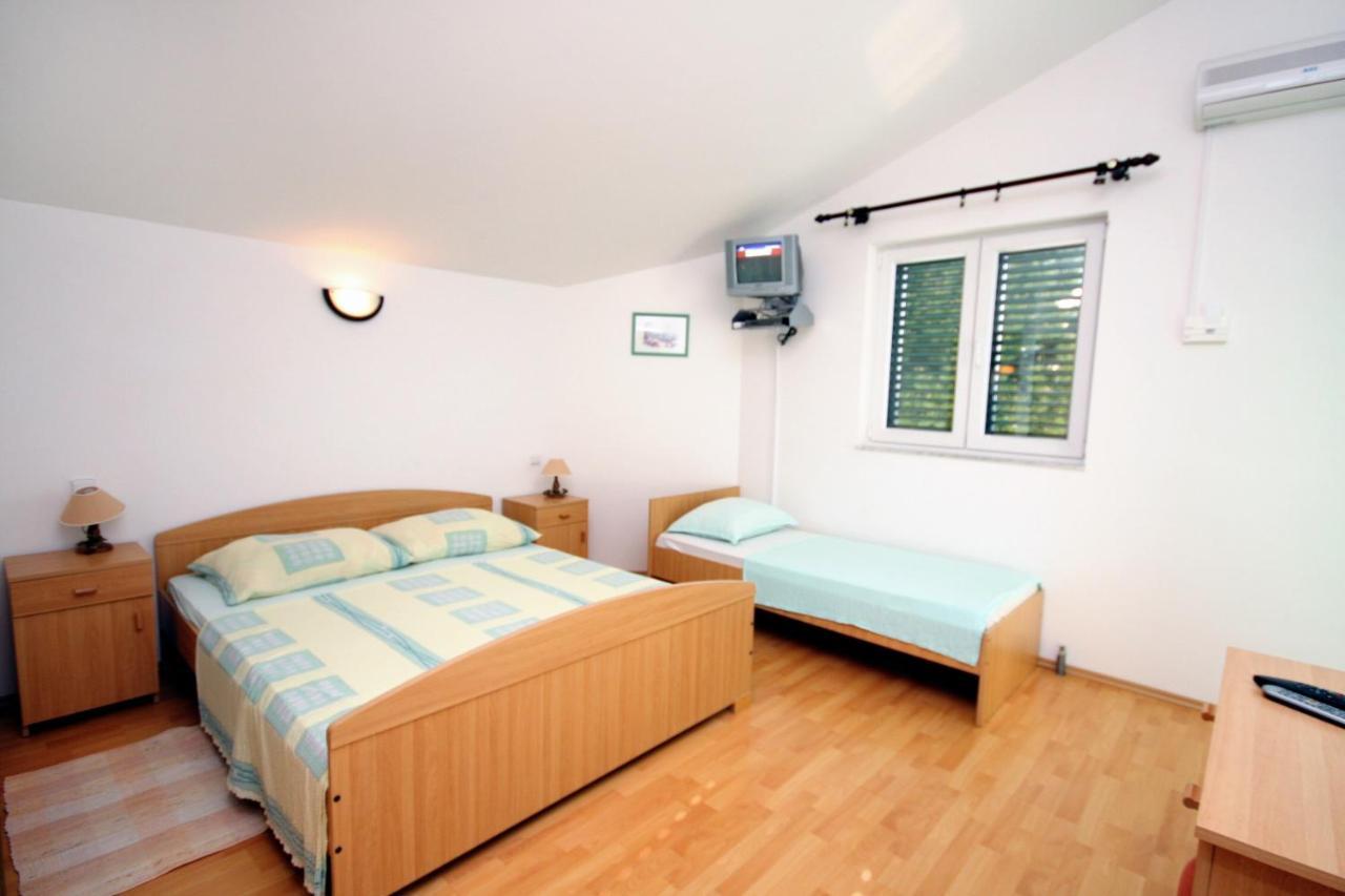 By The Sea Balica Rat, Omis - 4868 Apartment *
