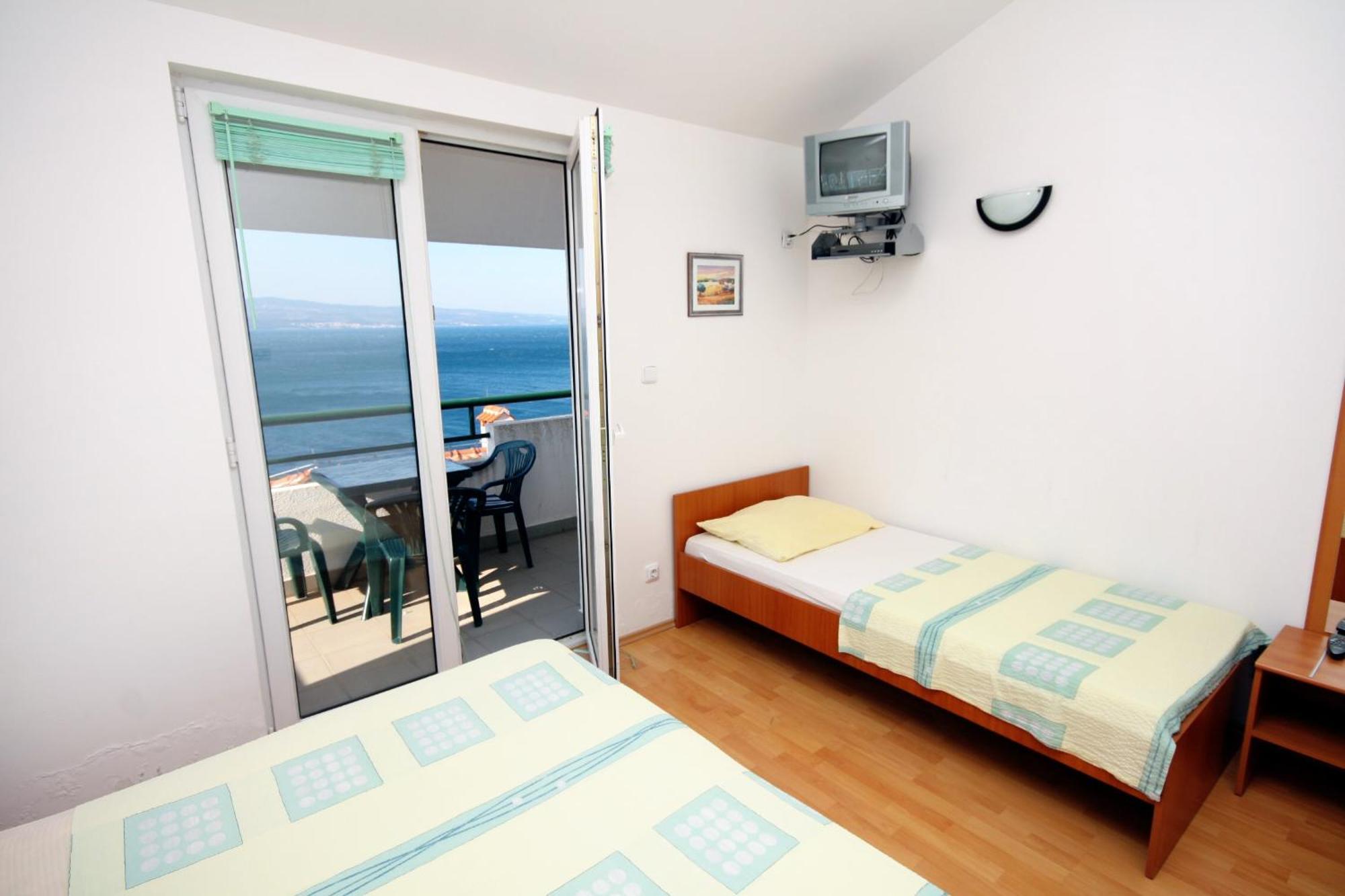 By The Sea Balica Rat, Omis - 4868 Apartment Celina