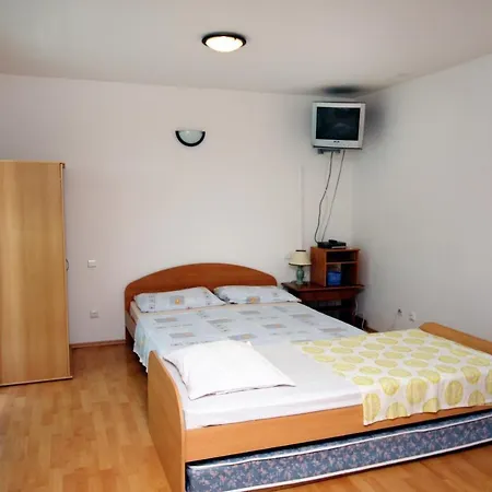 Apartments By The Sea Balica Rat, Omis - 4868 Celina Zewnętrze zdjęcie